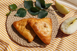 Пирожки с яблоком и тыквой "Bon Bon" 120г